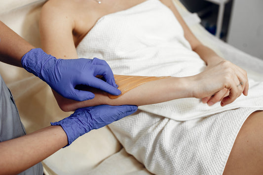 Full hands waxing